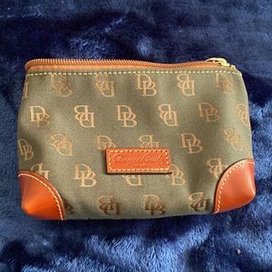 Dooney and burk army green change purse